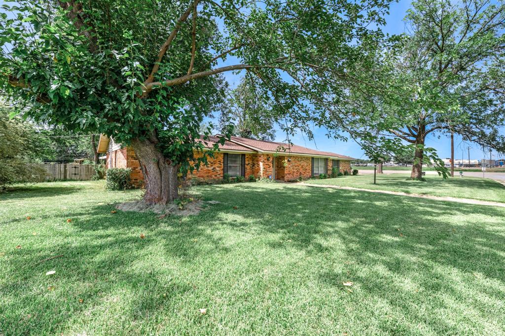 300 Merrell Drive Property Photo 1