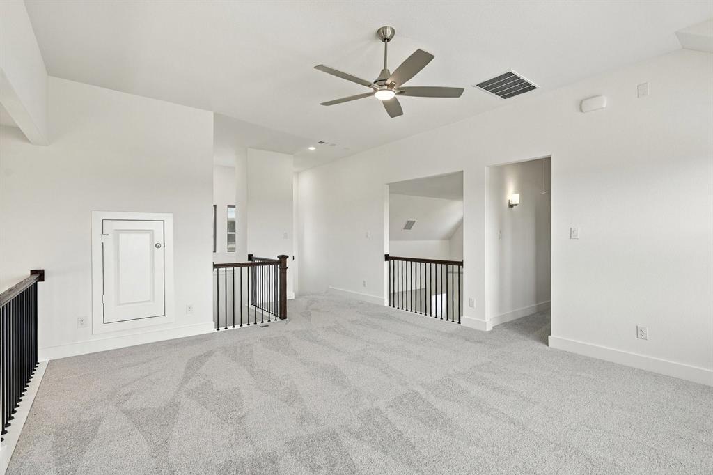 1013 Malachite Way Property Photo 30