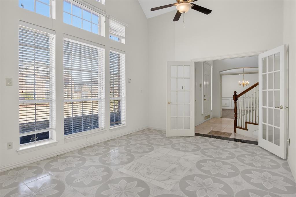 3716 Lowrey Way Property Photo 3