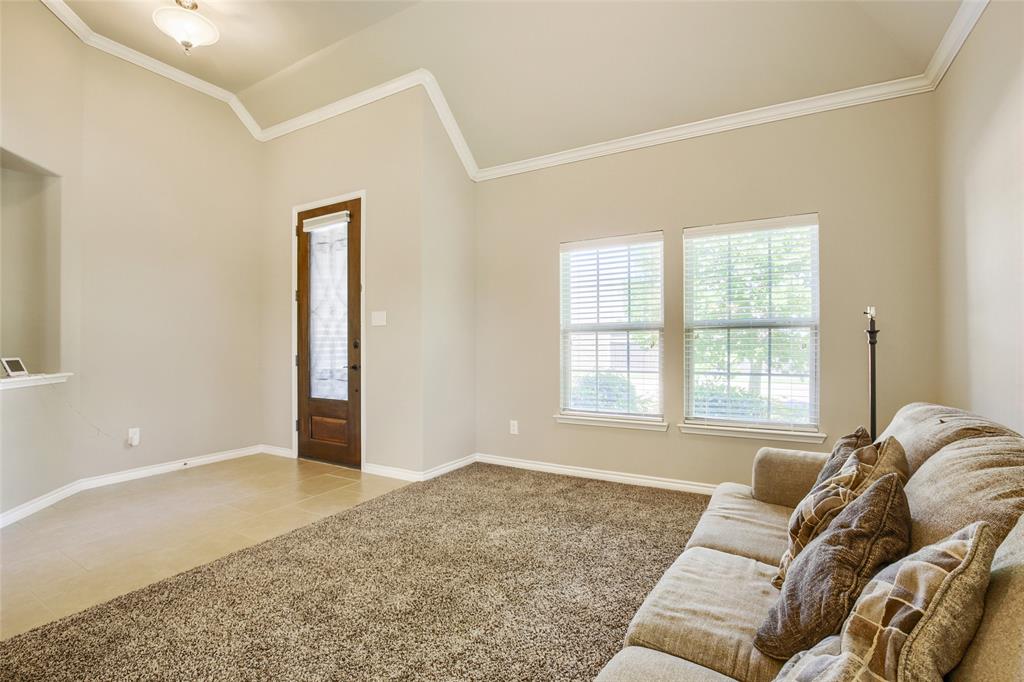 2400 Sabine Circle Property Photo 13