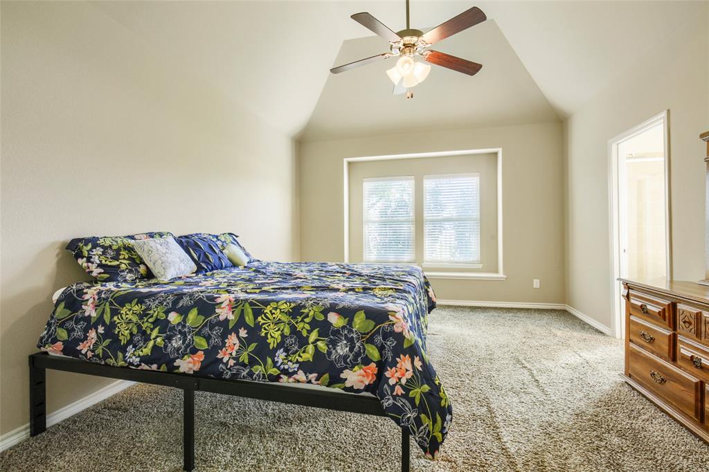 2400 Sabine Circle Property Photo 14