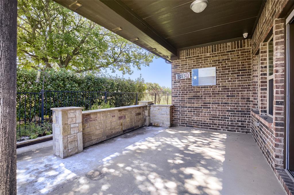 2400 Sabine Circle Property Photo 23
