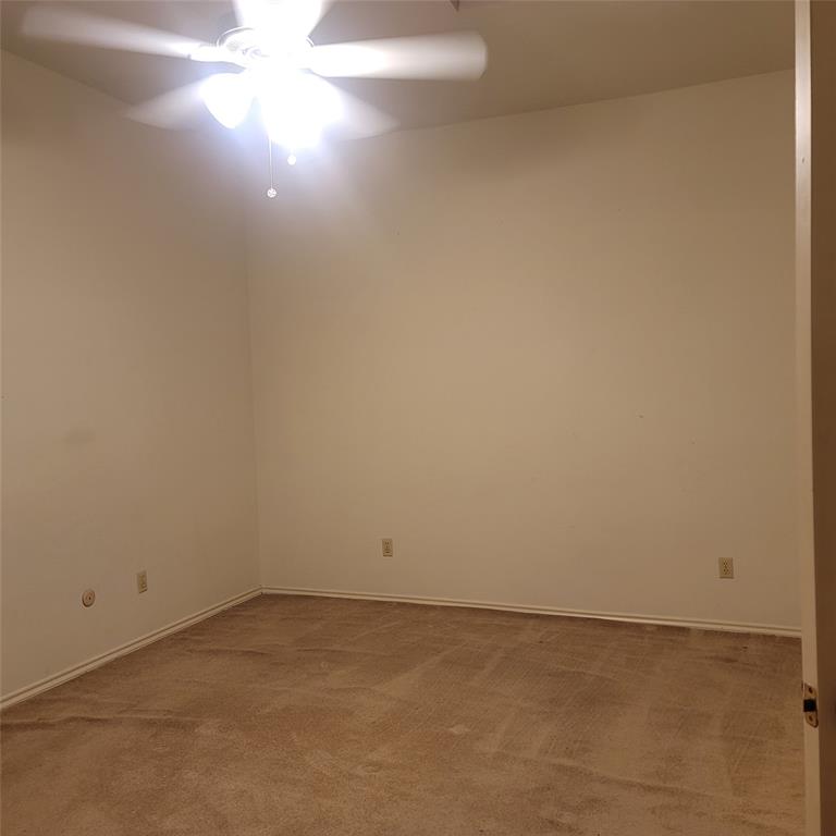 212 W Knox Street 2 Property Photo 7