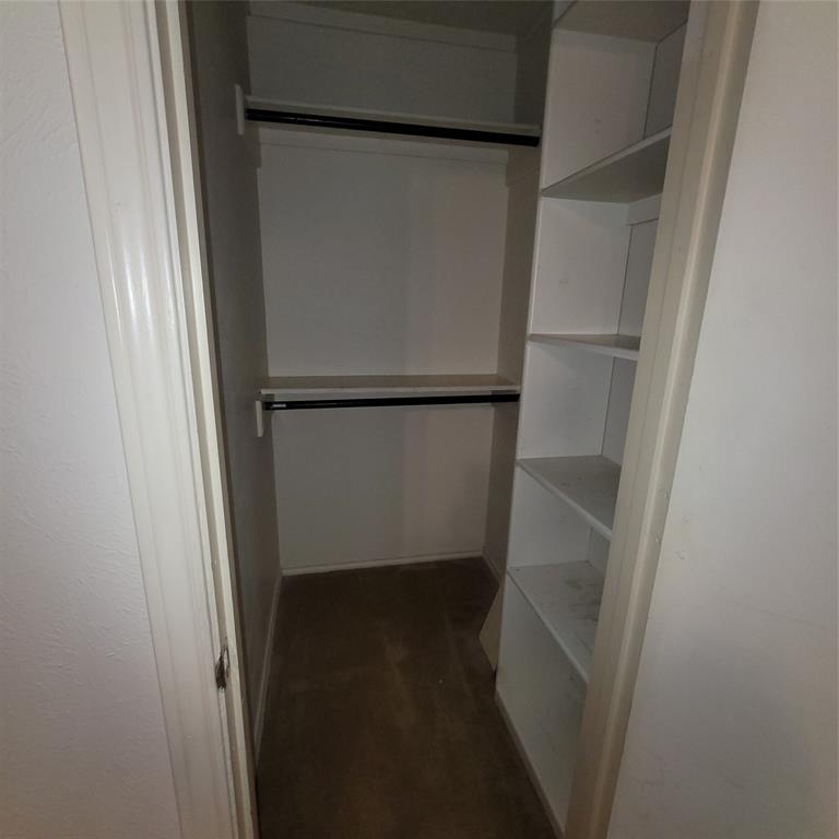 212 W Knox Street 2 Property Photo 9