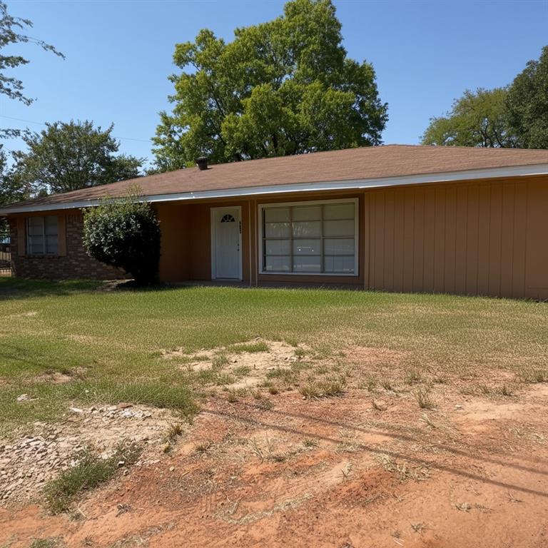 403 Montgomery Street Property Photo 2