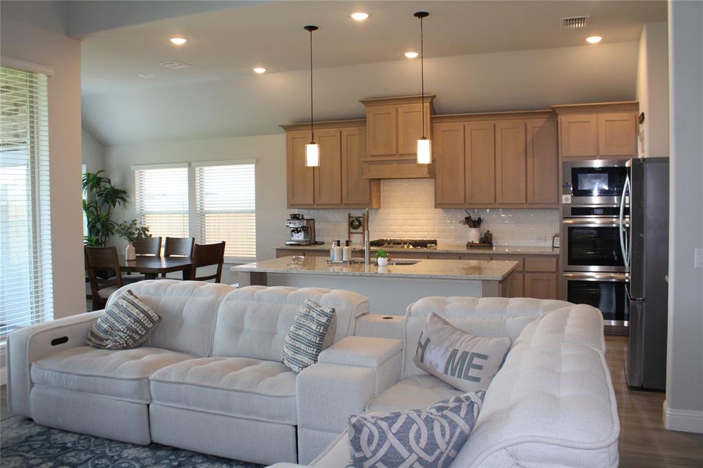 4405 Copper Point Drive Property Photo 2