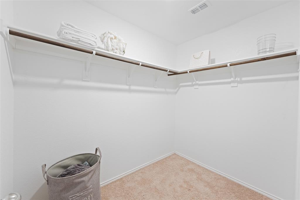 1606 Deerchase Drive Property Photo 18