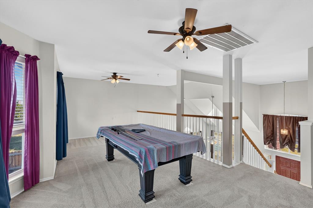 504 Hampton Court Property Photo 4