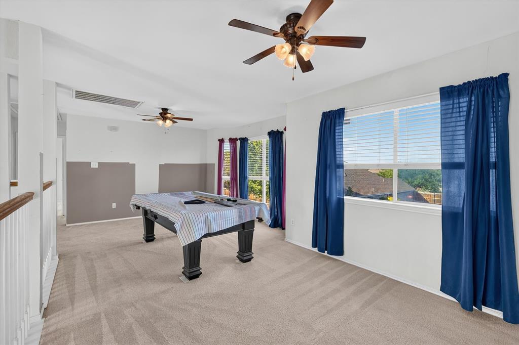 504 Hampton Court Property Photo 24