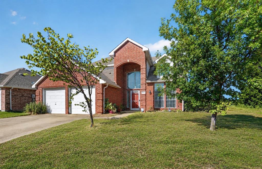 504 Hampton Court Property Photo 29