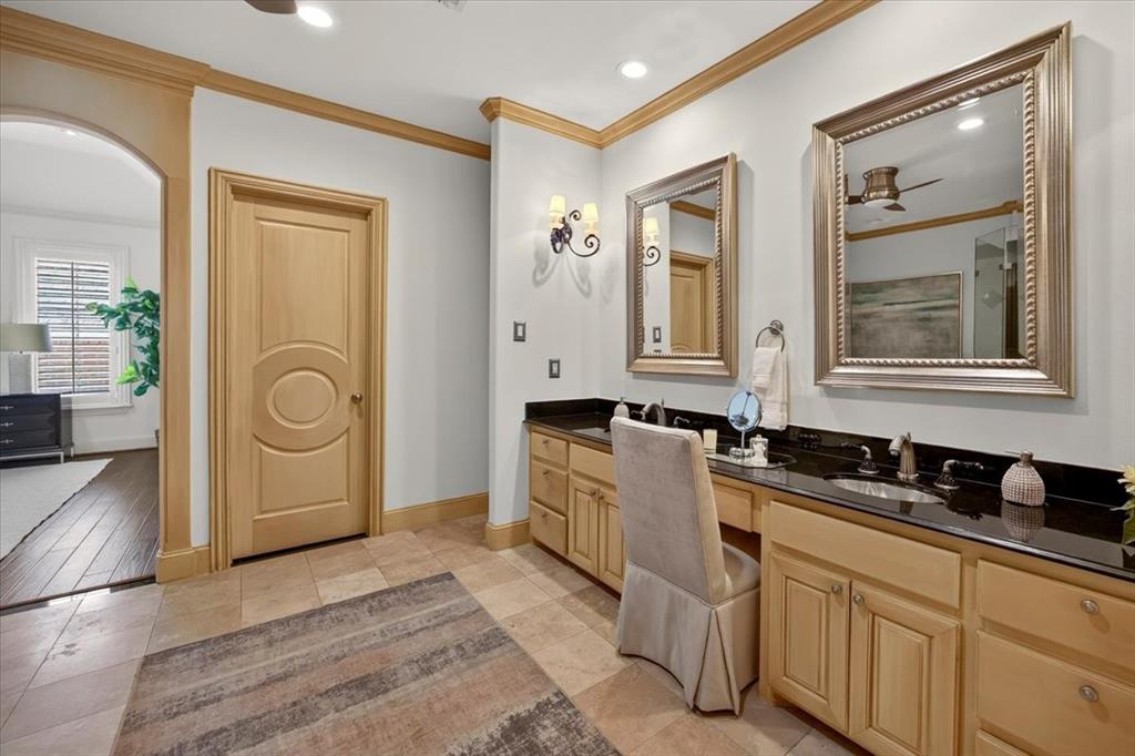 4801 Collinwood Avenue Property Photo 22
