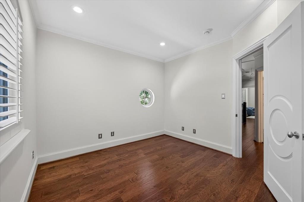 4801 Collinwood Avenue Property Photo 30