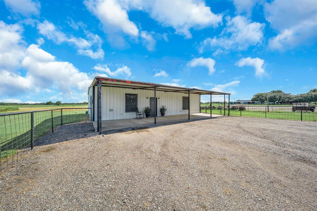 8505 Interstate Highway 30 Property Photo 1