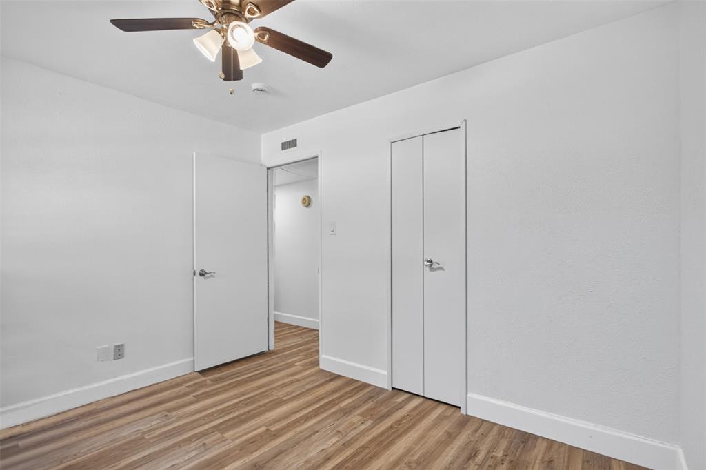 9009 Willowbrook Drive Property Photo 12