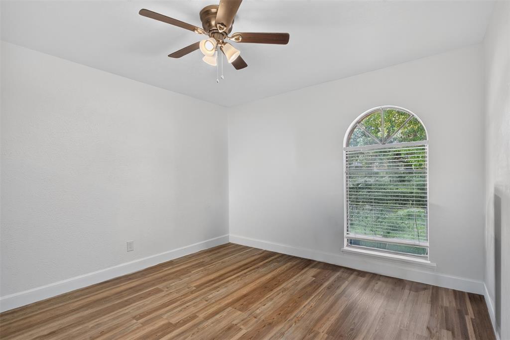 9009 Willowbrook Drive Property Photo 13