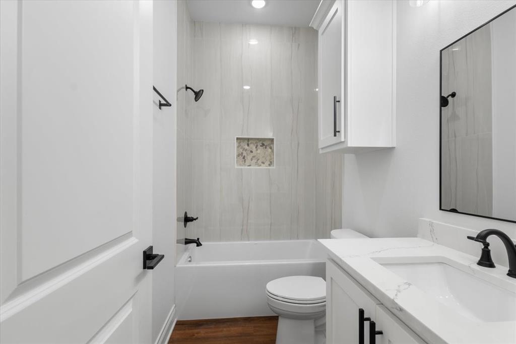 7727 Molina Drive Property Photo 23