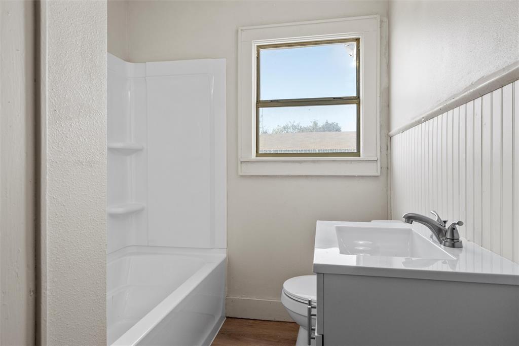 403 S 5th Street Property Photo 8