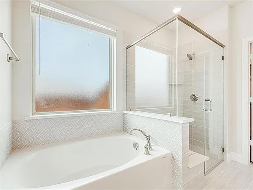 1010 Ridgehurst Road Property Photo 8