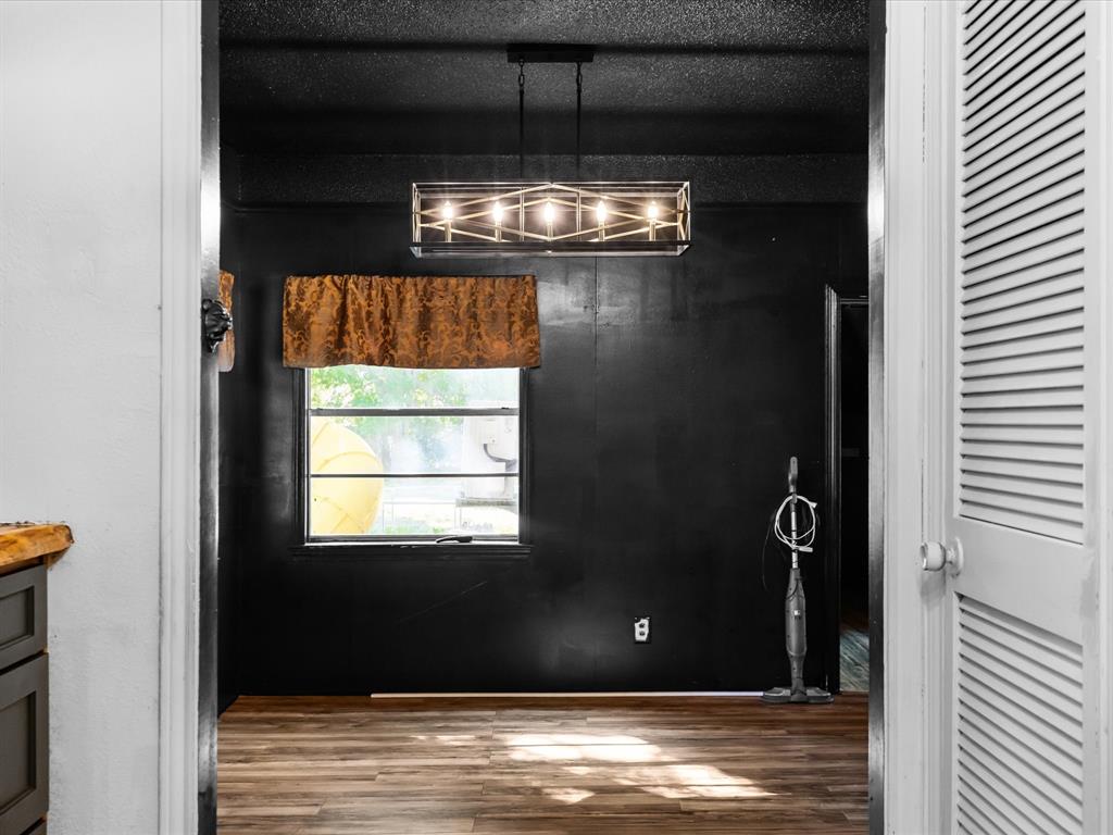 1829 W Lake Shore Drive Property Photo 19