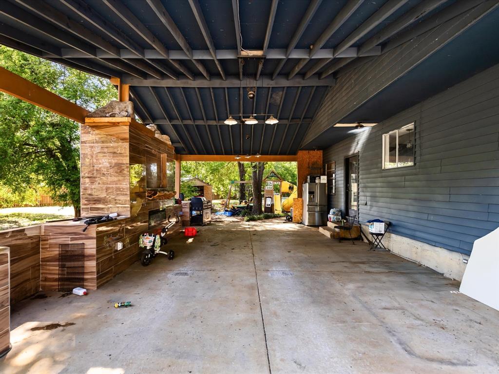 1829 W Lake Shore Drive Property Photo 25