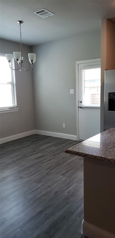4925-4927 Sanger Circle Drive Property Photo 6