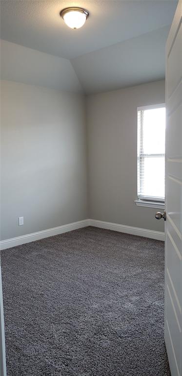 4925-4927 Sanger Circle Drive Property Photo 9