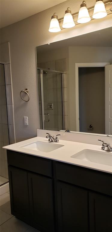 4925-4927 Sanger Circle Drive Property Photo 13
