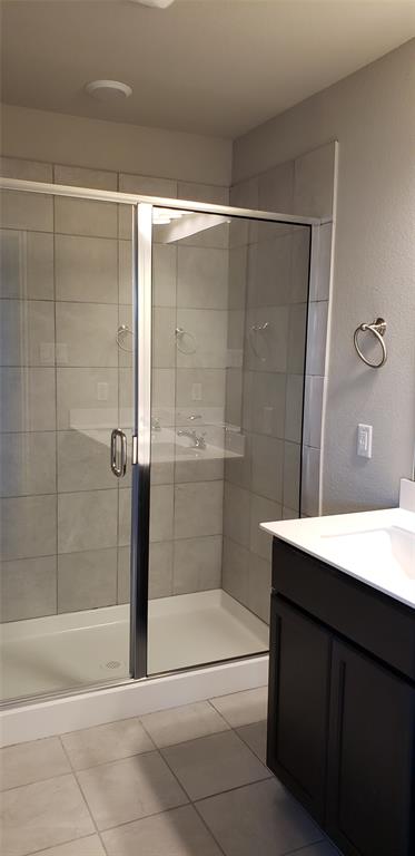 4925-4927 Sanger Circle Drive Property Photo 16