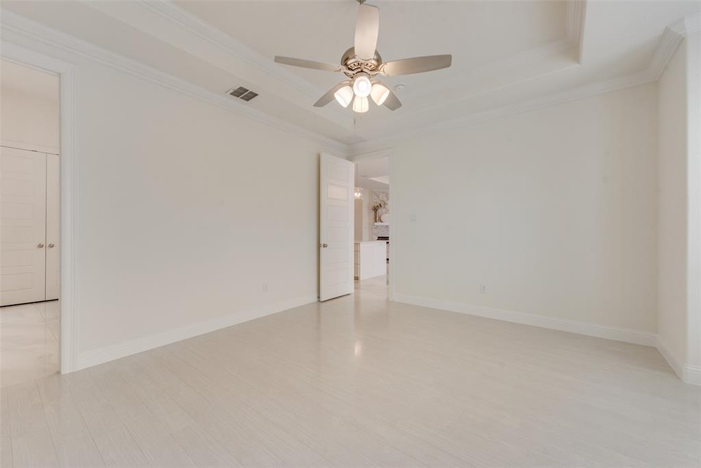 1424 Silent Springs Drive Property Photo 29