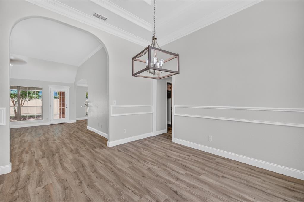 3518 Silver Oaks Drive Property Photo 2