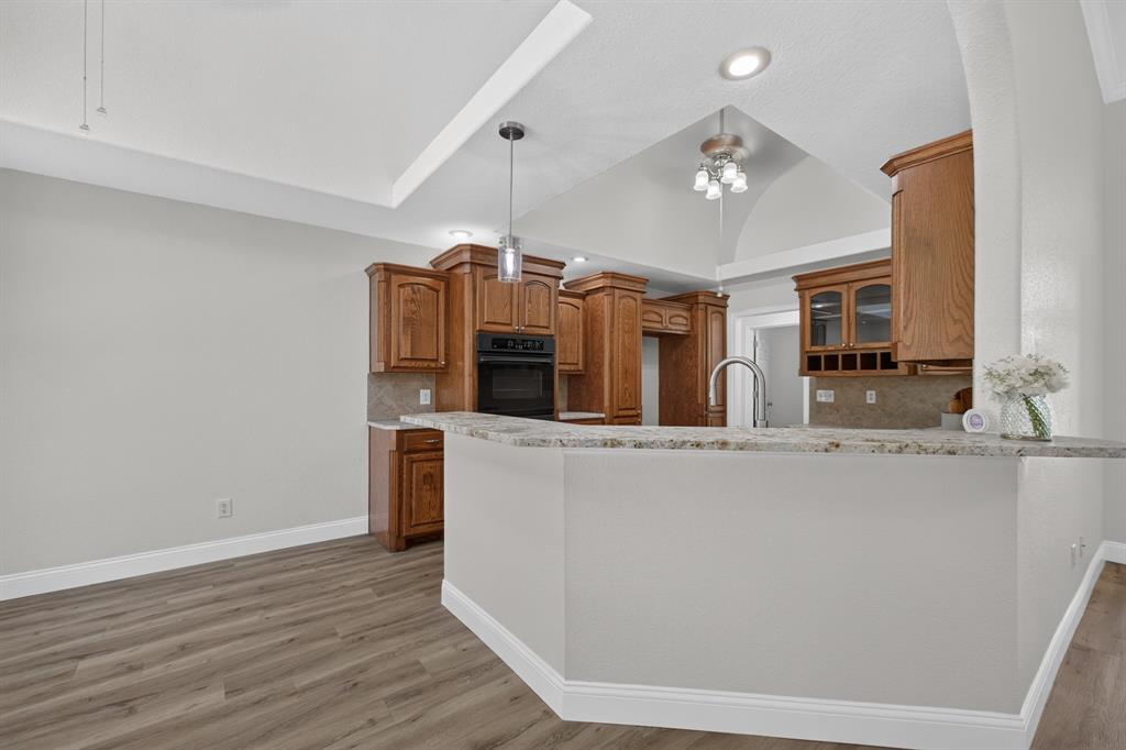 3518 Silver Oaks Drive Property Photo 11