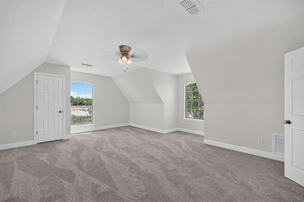 3518 Silver Oaks Drive Property Photo 32
