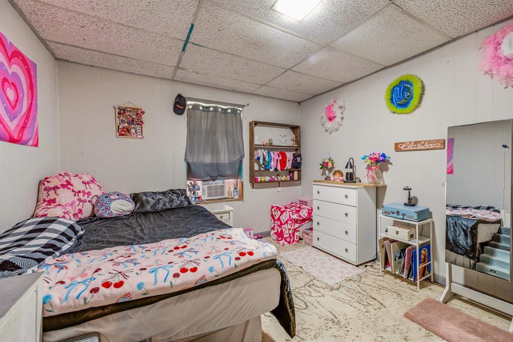 609 E Labadie Avenue Property Photo 13