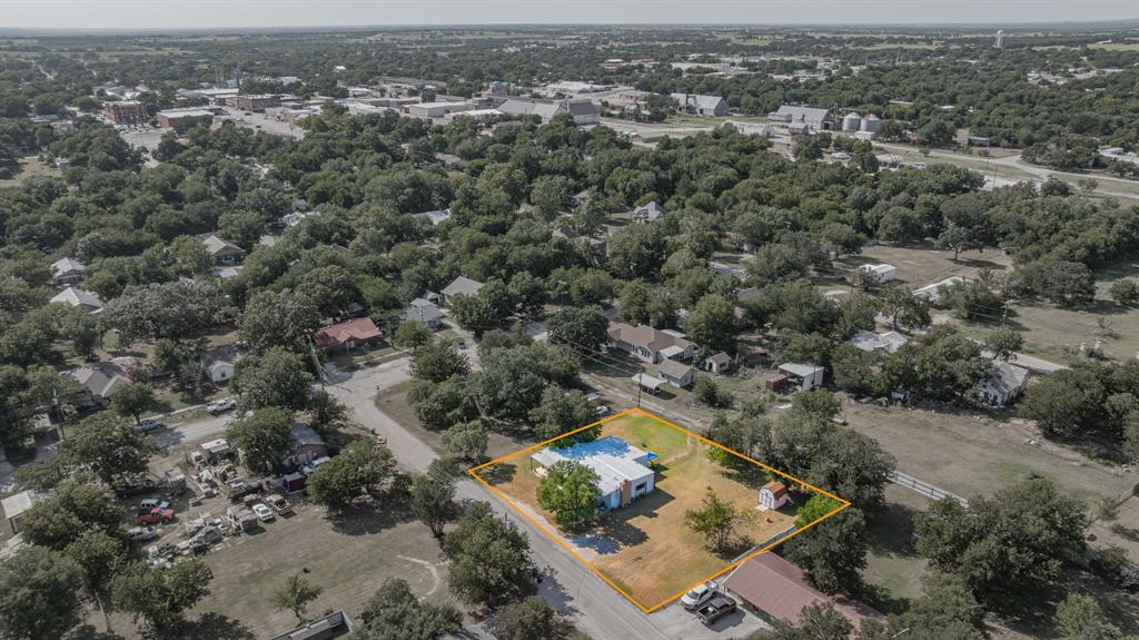 609 E Labadie Avenue Property Photo 22
