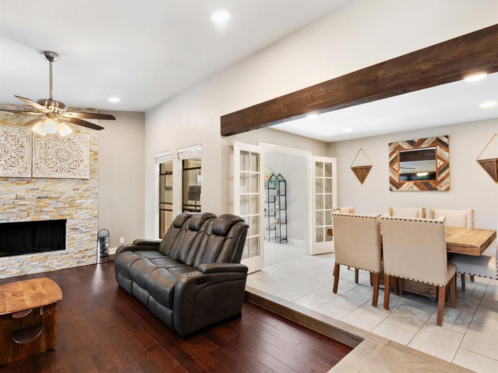 2922 Spring Brook Drive Property Photo 13