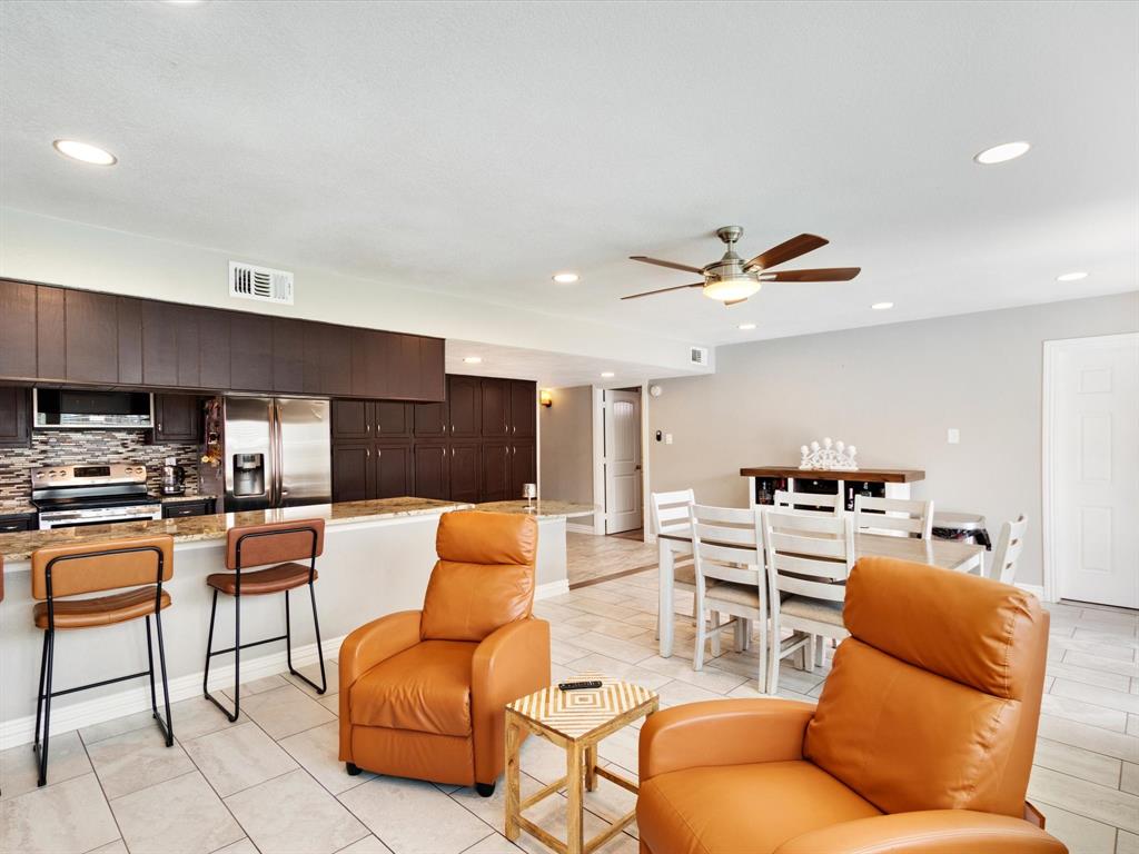 2922 Spring Brook Drive Property Photo 16