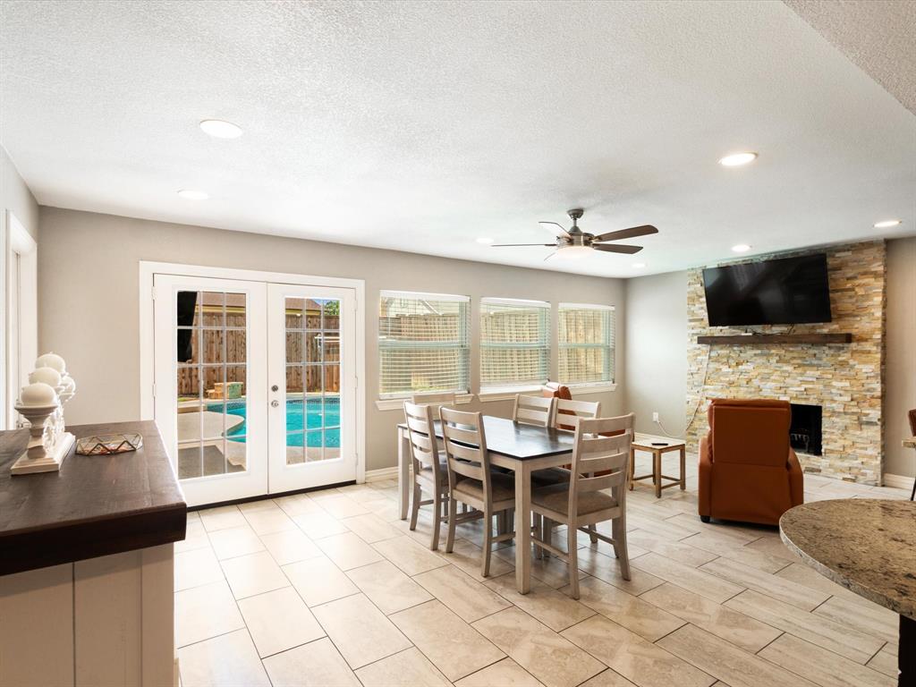 2922 Spring Brook Drive Property Photo 18