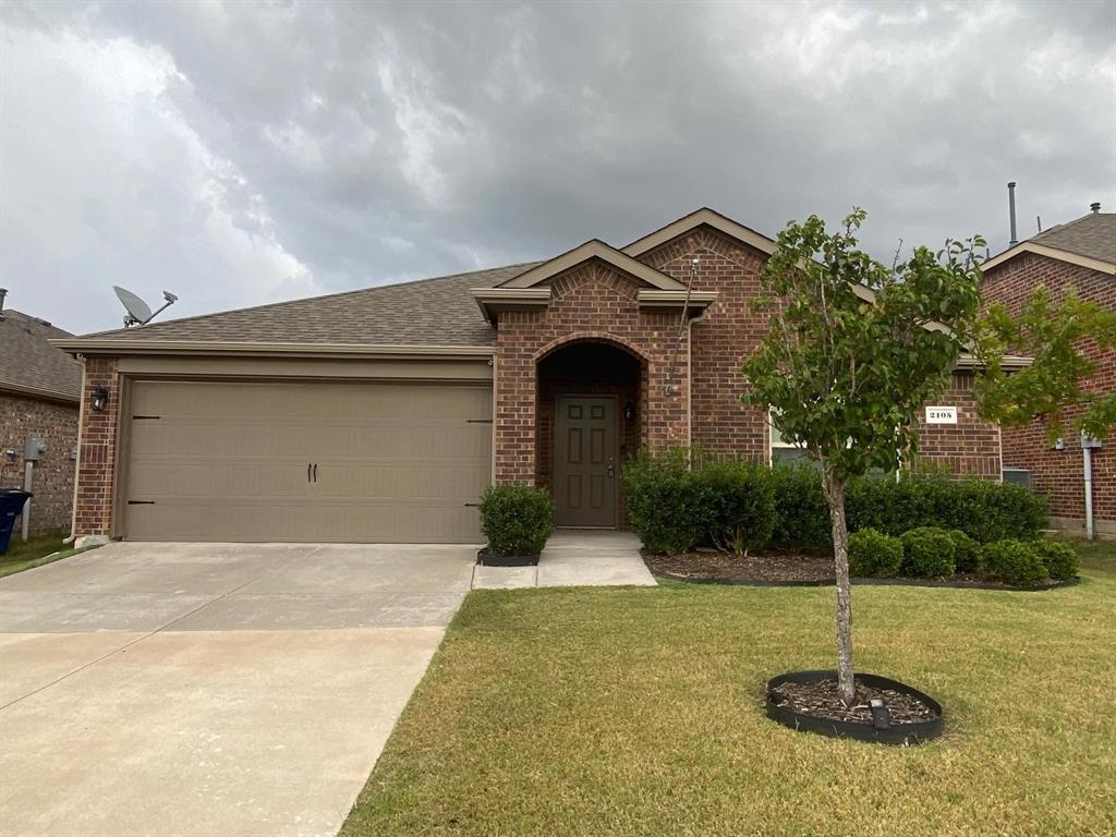 2105 Meadow Park Drive Property Photo 1