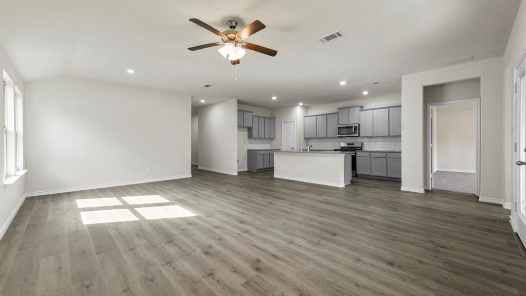2043 Ketchum Lane Property Photo 6