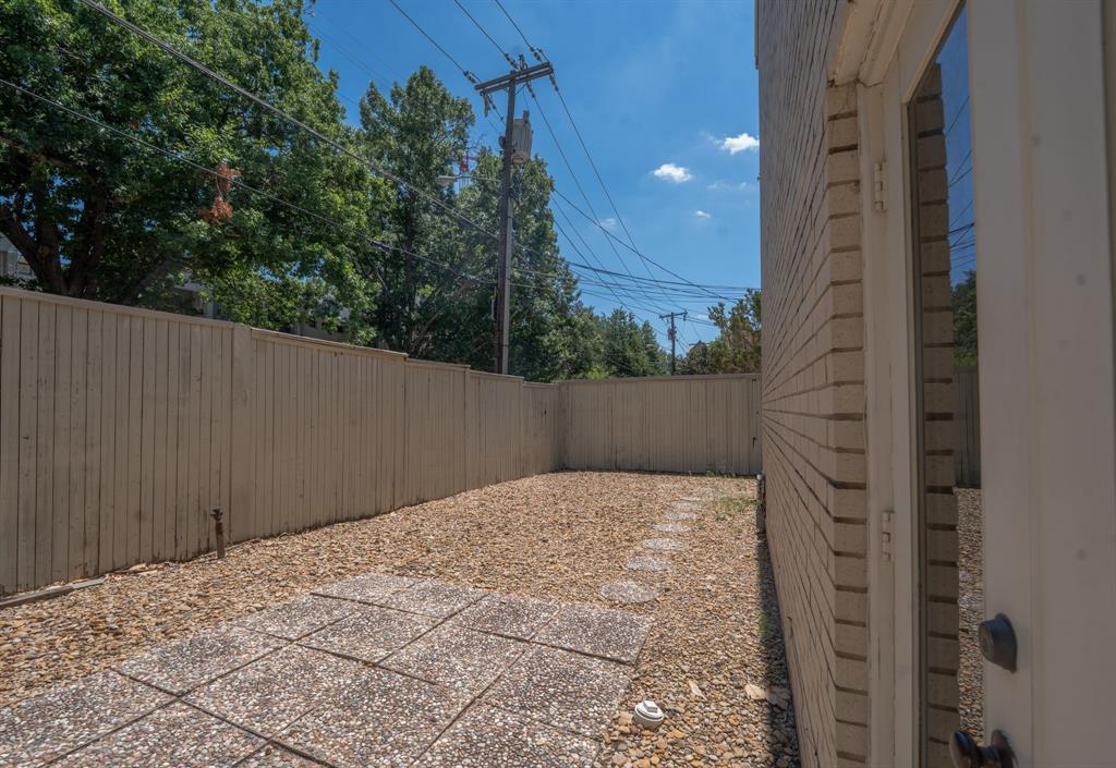 2818 Welborn Drive 9 Property Photo 5