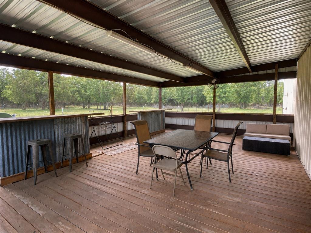 636 Private Road 4691 Property Photo 4