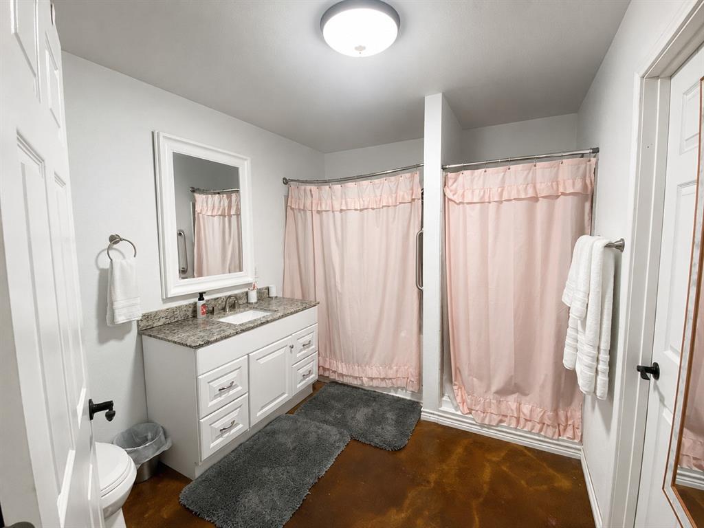 636 Private Road 4691 Property Photo 18