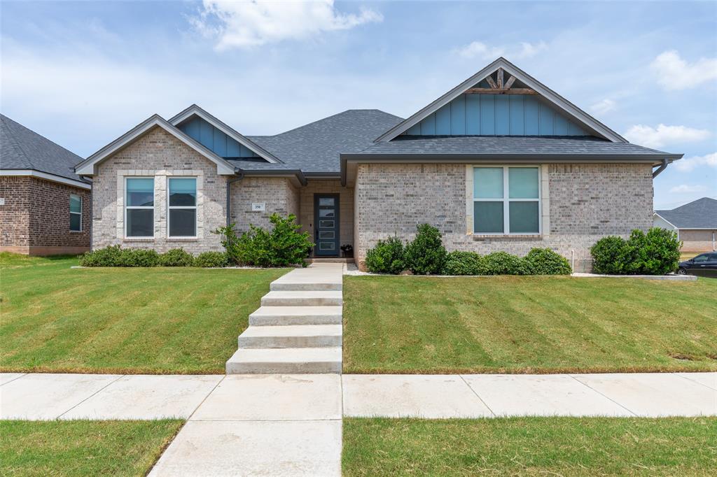 350 Bella Way Property Photo 1