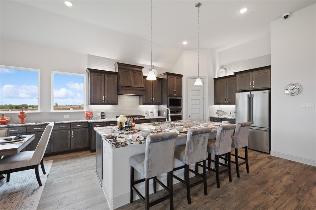 16717 Nicole Drive Property Photo 4