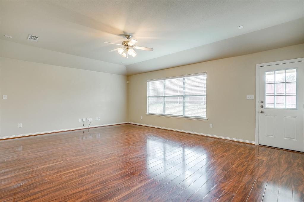 3612 Applewood Road Property Photo 7