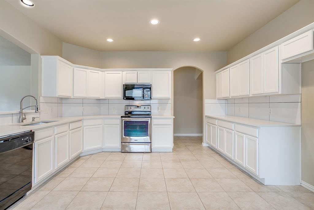 3612 Applewood Road Property Photo 14