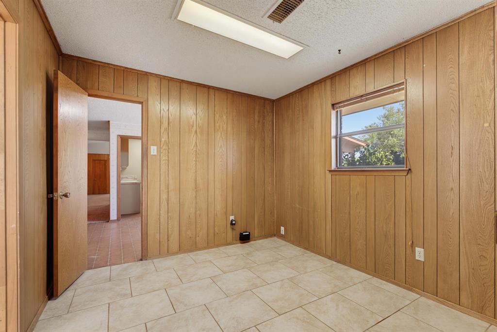 727 Key Lane Property Photo 15