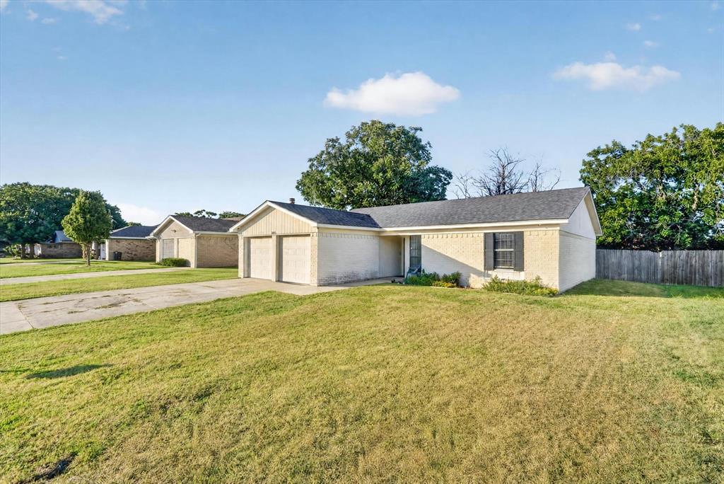 1200 E Georgian Road Property Photo 1