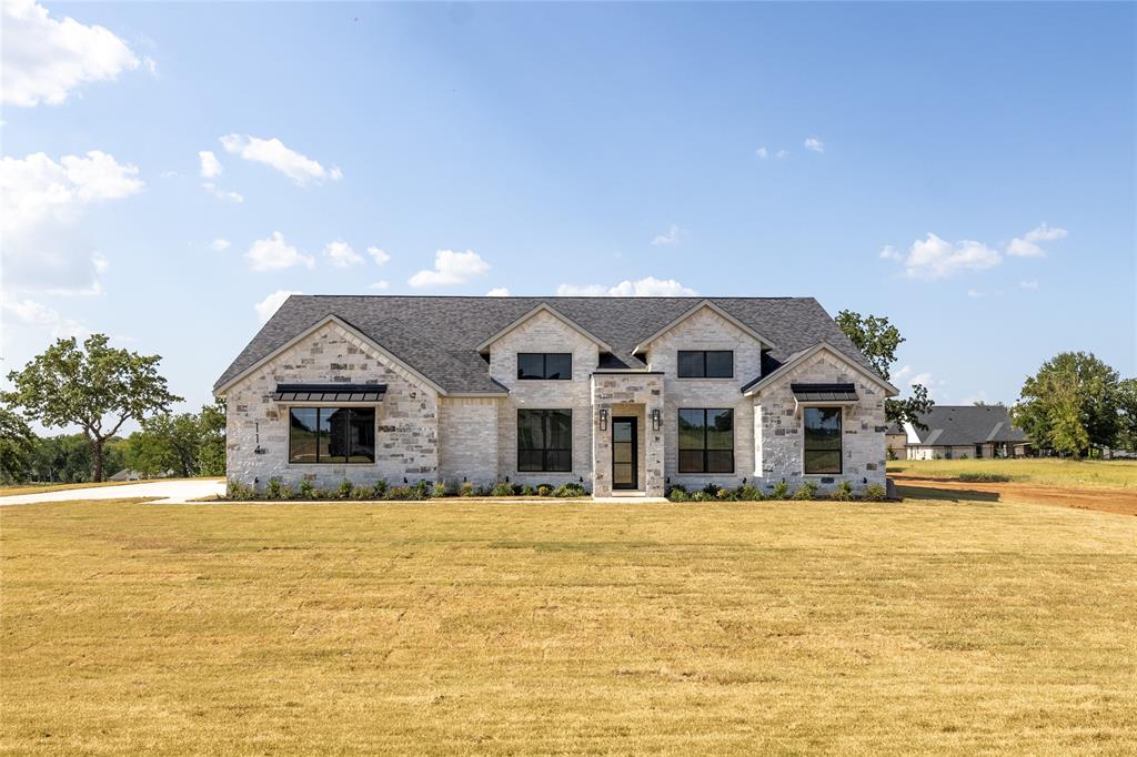 114 Red Bud Road Property Photo 1