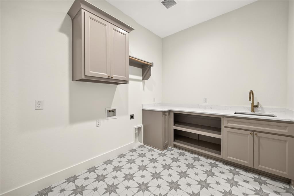 114 Red Bud Road Property Photo 14